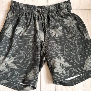 Hurley Men’s Board Shorts Swim Trunks – Size Small (S/P) – Black Flo